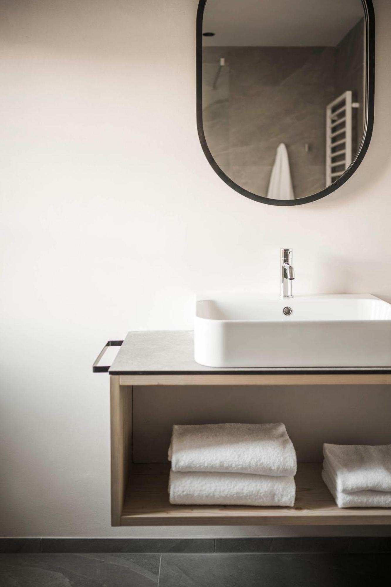 Hofergut Suites & Apartments 리스코네 외부 사진
