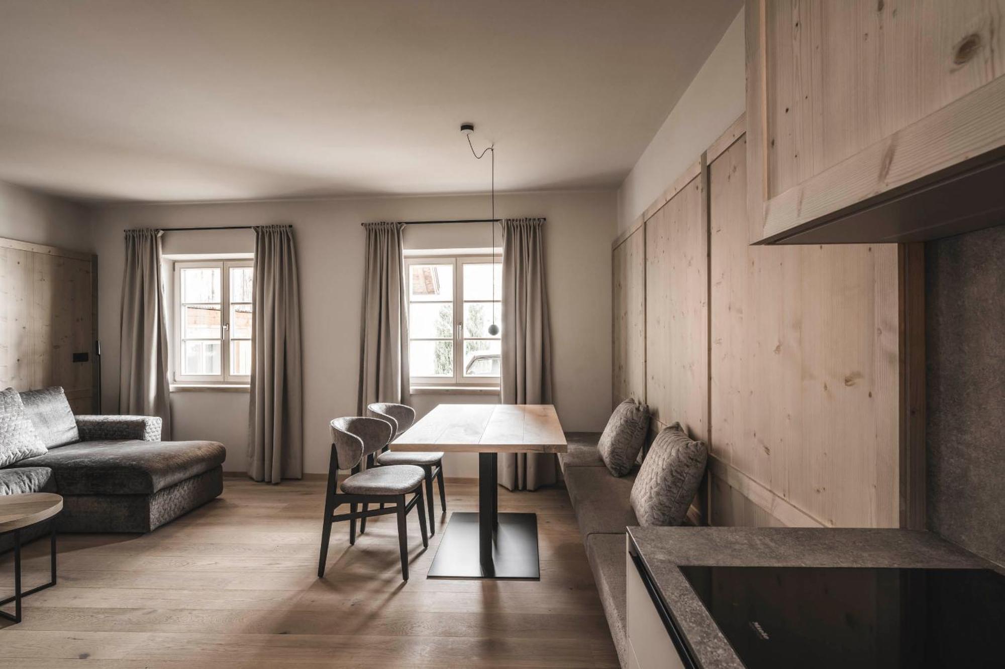 Hofergut Suites & Apartments 리스코네 외부 사진