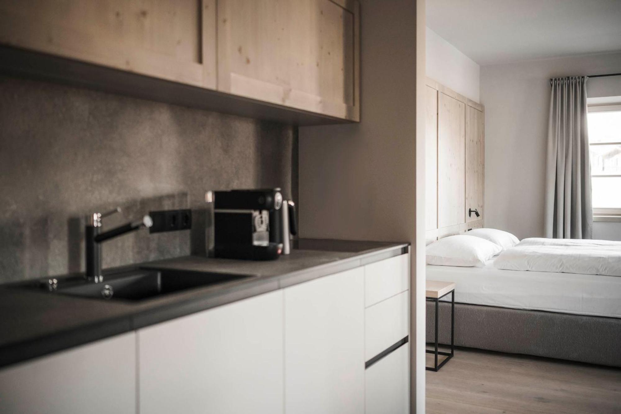 Hofergut Suites & Apartments 리스코네 외부 사진